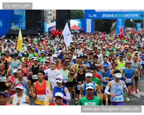 3.2 万跑者燃动中国凉都！清凉马拉松开启十年激情盛典
